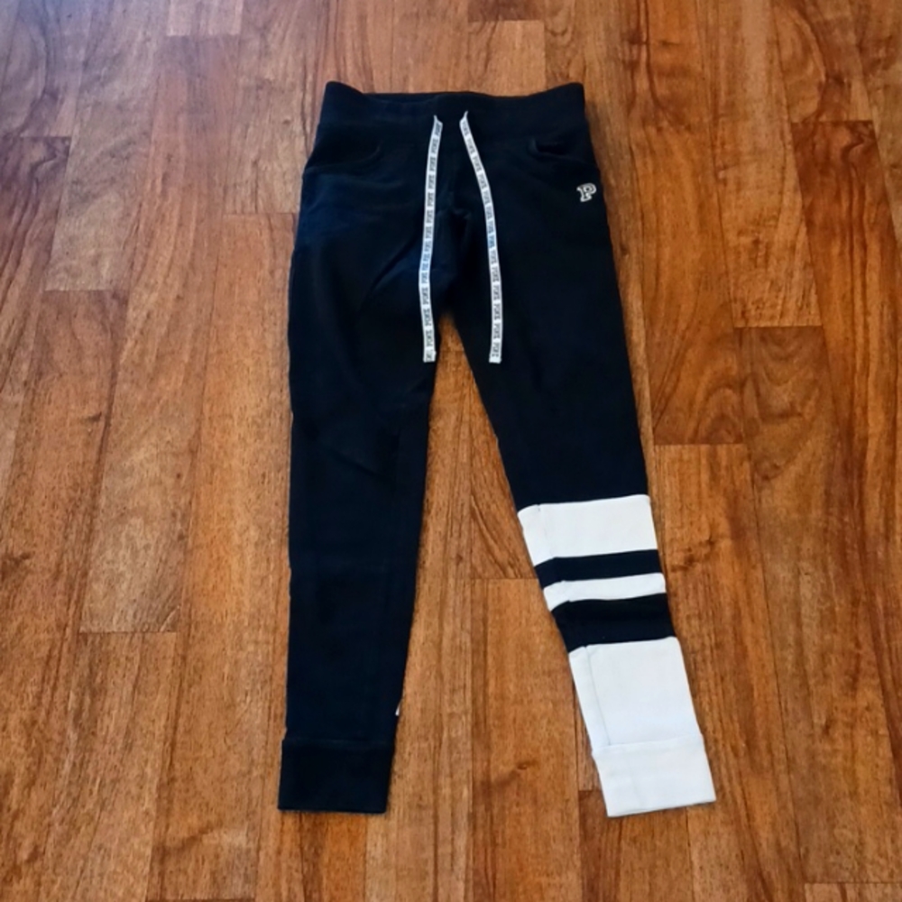 Pink Victoria's Secret yoga leggings size xs
